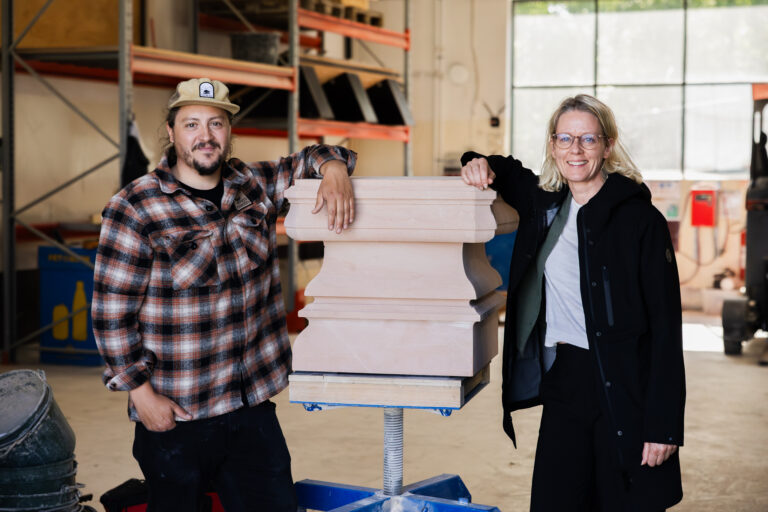 Centralposthusets fasad återskapas med originalets precision